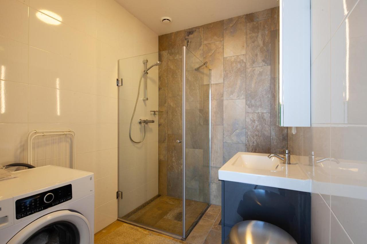 Apartment Badhuisweg Den Haag